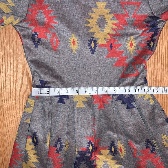 LulaRoe Amelia Southwestern Print Dress XS - Picture 5 of 7